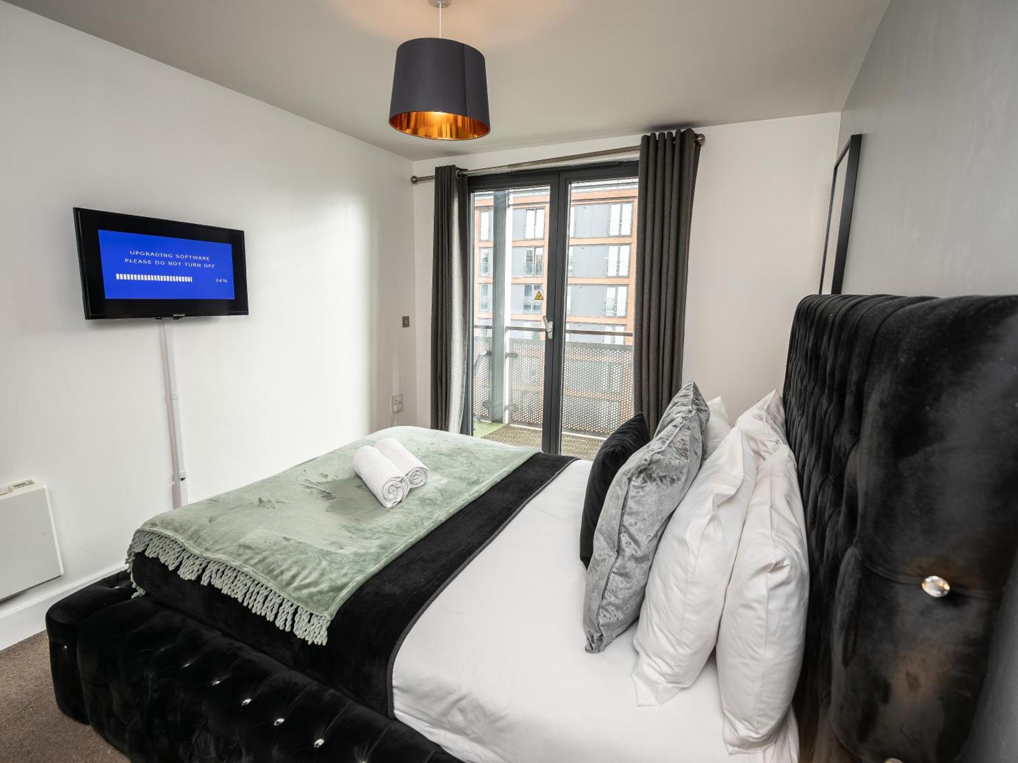 Amazing New Arcadian Centre - 1Bdr - Balcony & Parking Leilighet Birmingham Eksteriør bilde